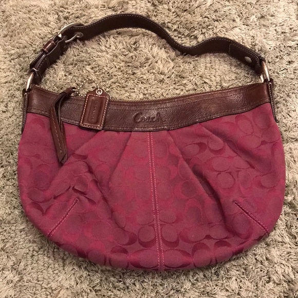 Coach Handbags - 🌿Coach Canvas & Leather Logo Fuchsia Shoulder Bag